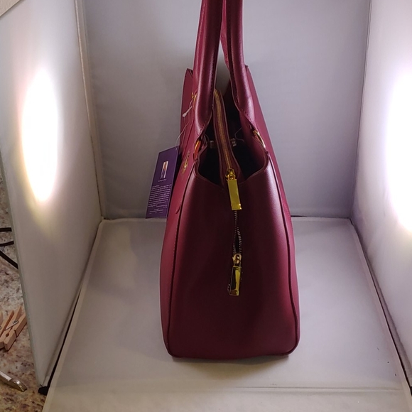 BRAND NEW JOY MANGANO LEATHER SHOULDER/TRAVEL BAG - Picture 3 of 8